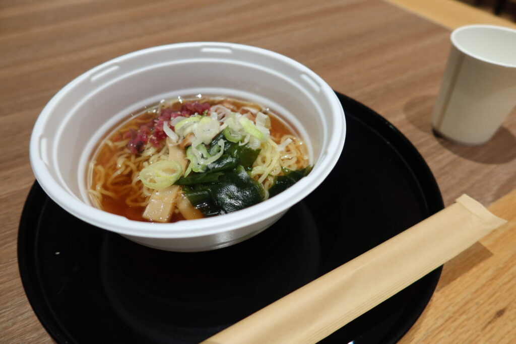 ラビスタ横須賀観音崎テラス　夜鳴きラーメン